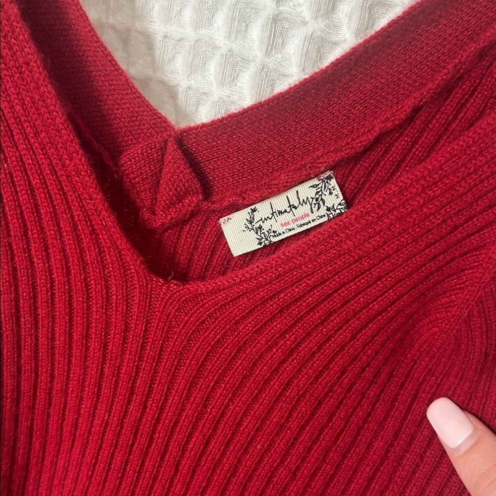 Free People Intimately Red Cashmere V Neck Sweater Tank Top Peplum Medium - Picture 2 of 4